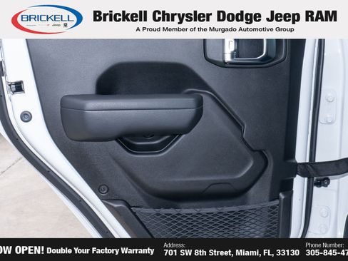 Used 2025 Jeep Gladiator Sport AWD/4WD image 12