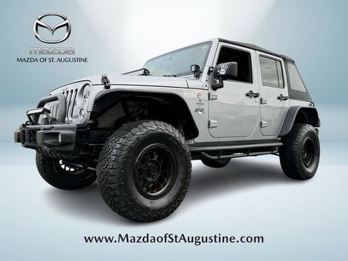 Used 2014 Jeep Wrangler Unlimited Rubicon image 1