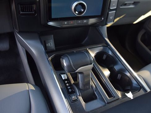 New 2025 Ford F150 Lightning Flash AWD/4WD image 10