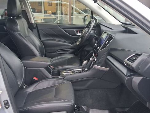 Used 2020 Subaru Forester Limited w/ Popular Package #3 image 9