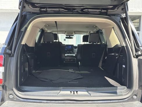 Used 2024 Ford Expedition XLT AWD/4WD image 32