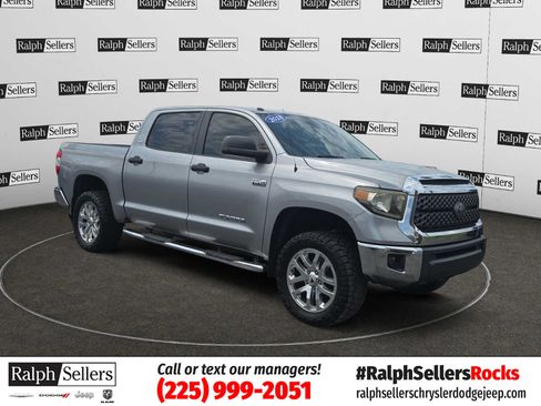 Used 2018 Toyota Tundra SR5 w/ SR5 Upgrade Package AWD/4WD image 1