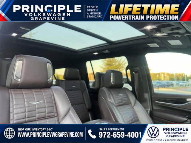Used 2023 Cadillac Escalade ESV Sport Platinum w/ LPO, ONYX Package AWD/4WD image 27