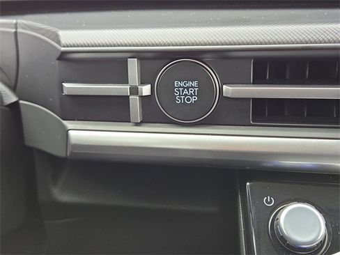 Used 2025 Hyundai Santa Fe XRT w/ Tow & Go Package image 11