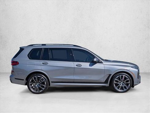 Certified 2026 BMW X7 xDrive40i w/ M Sport Package image 4