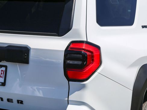 Certified 2026 Toyota 4Runner SR5 AWD/4WD image 8