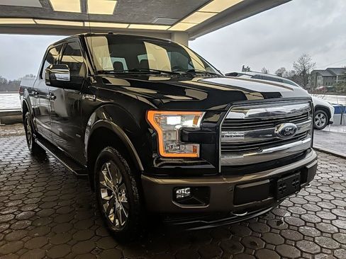 Used 2017 Ford F150 Lariat w/ Equipment Group 502A Luxury AWD/4WD image 4