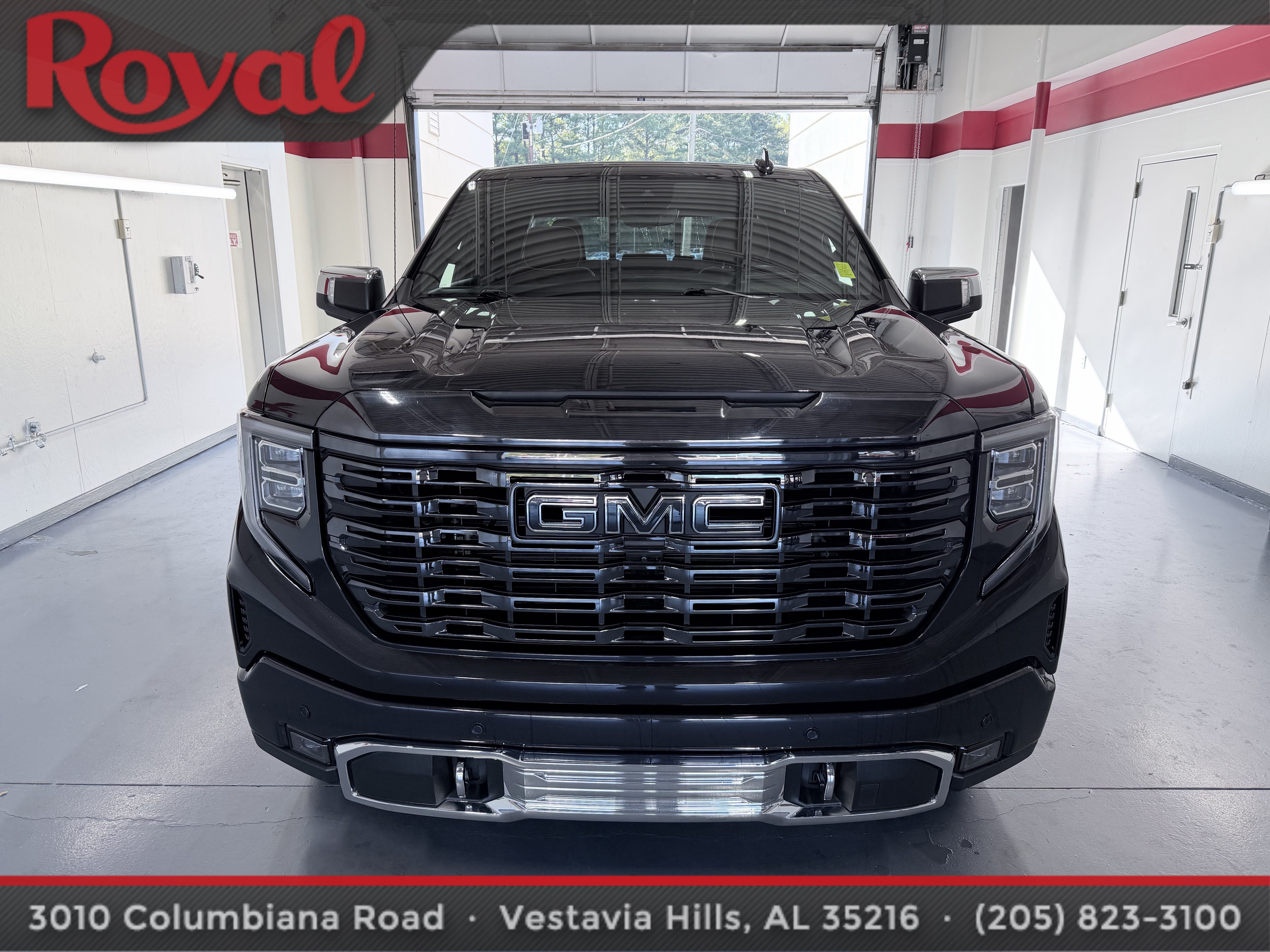 Used 2024 GMC Sierra 1500 Denali Ultimate AWD/4WD image 2