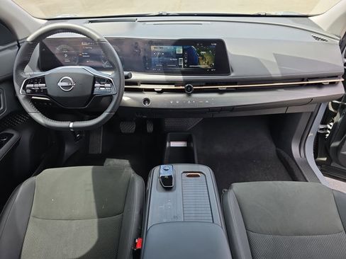 Certified 2025 Nissan Ariya FWD image 18