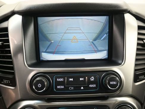 Used 2019 Chevrolet Suburban LT AWD/4WD image 9