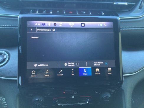 Used 2023 Jeep Grand Cherokee Limited AWD/4WD image 27