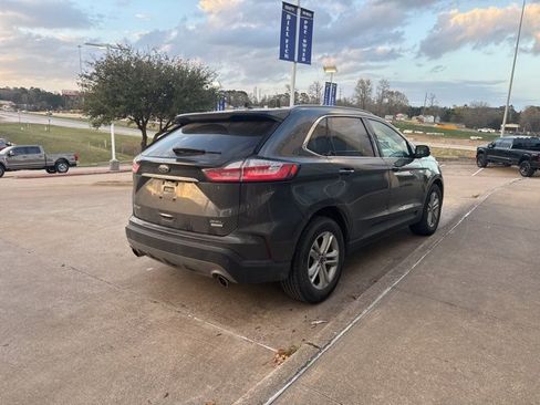 Used 2020 Ford Edge SEL w/ Convenience Package image 8