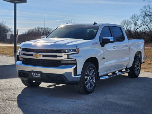 Used 2020 Chevrolet Silverado 1500 LT w/ Texas Edition image 3