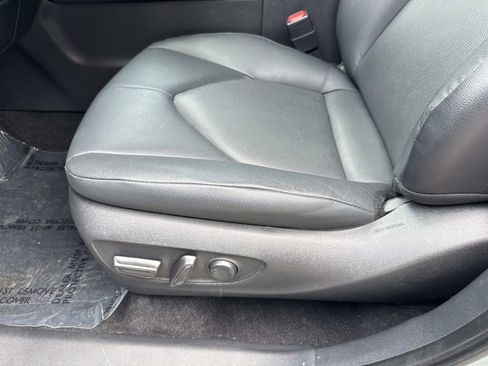 Used 2024 Toyota Grand Highlander FWD image 29