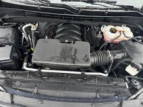 Used 2024 GMC Yukon XL Denali w/ Advanced Technology Package image 26