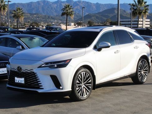 Certified 2024 Lexus RX 350 w/ Convenience Package image 3