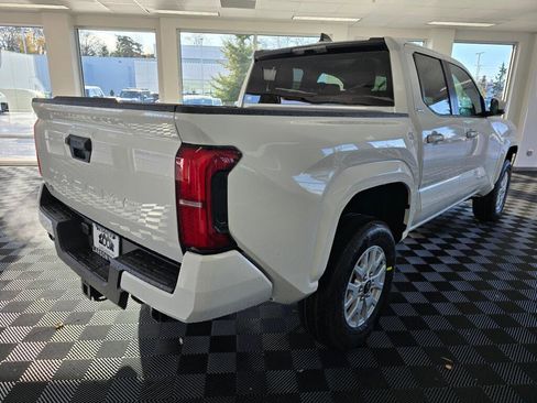 New 2025 Toyota Tacoma SR5 image 3