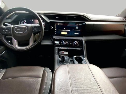 Used 2024 GMC Sierra 1500 Denali AWD/4WD image 15
