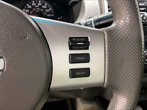 Used 2017 Nissan Frontier SV image 24