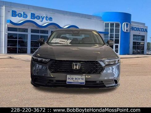New 2026 Honda Accord EX-L image 2