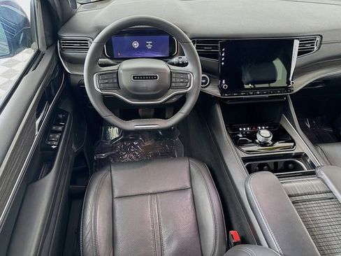 Used 2023 Jeep Wagoneer Series II image 23