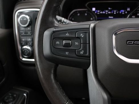 Used 2022 GMC Sierra 2500 Denali w/ Denali Ultimate Package AWD/4WD image 11