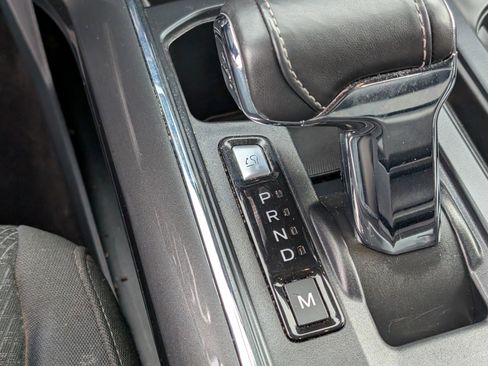 Certified 2022 Ford F150 XLT w/ Equipment Group 302A High image 26