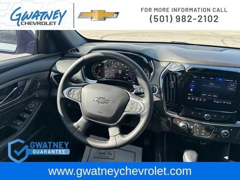 Used 2023 Chevrolet Traverse Premier w/ Redline Edition FWD image 28