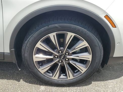 Used 2020 Lincoln Corsair Reserve w/ Equipment Group 201A image 8