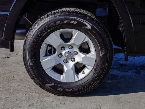 Certified 2025 RAM 1500 Big Horn image 12