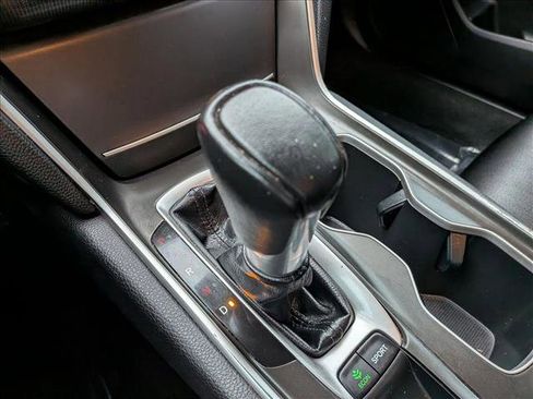 Used 2018 Honda Accord Sport image 15