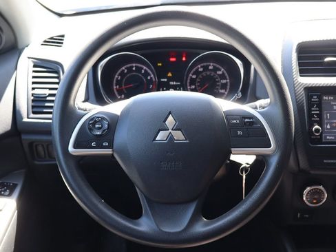 Used 2019 Mitsubishi Outlander Sport LE FWD image 14