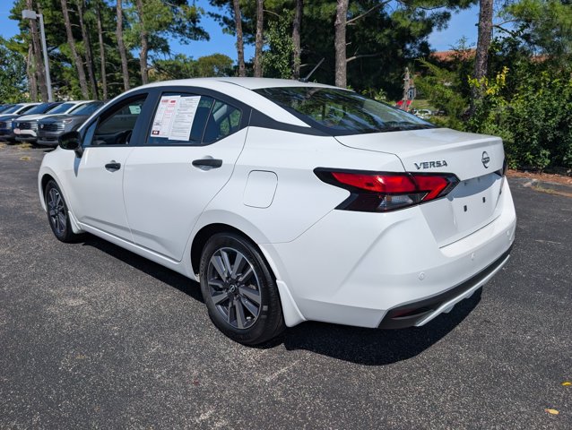 Certified 2025 Nissan Versa S w/ S Plus Package FWD image 5