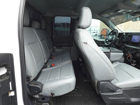 Used 2024 Ford F550 4x4 SuperCab Super Duty image 26