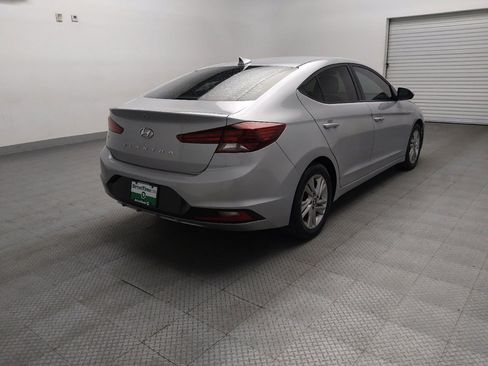 Used 2020 Hyundai Elantra Value Edition FWD image 9