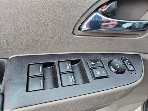 Used 2014 Honda Odyssey EX-L image 23