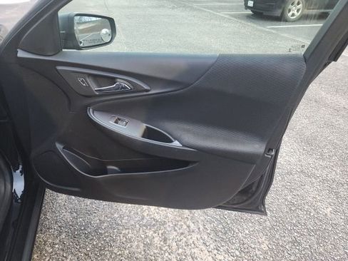 Used 2022 Chevrolet Malibu LS image 29