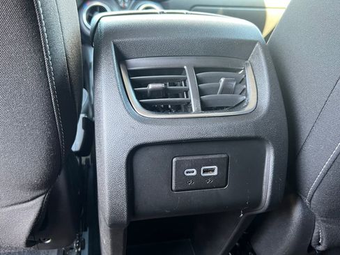 Used 2023 Chevrolet Blazer LT w/ Convenience Package FWD image 12