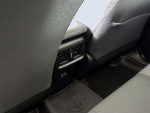 Used 2023 Toyota RAV4 XLE w/ Convenience Package image 22
