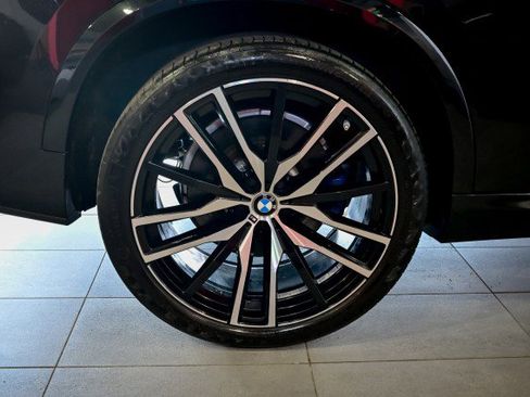 Used 2021 BMW X5 xDrive40i w/ M Sport Package image 42