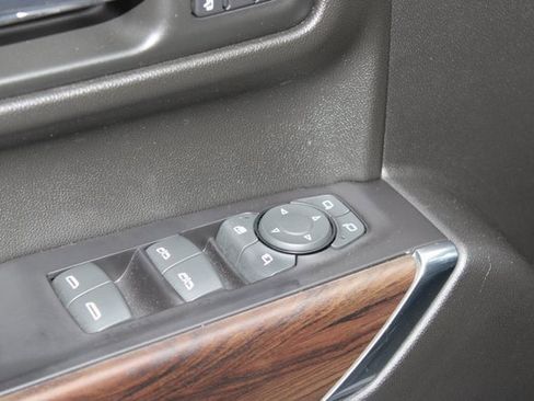 Used 2019 GMC Sierra 1500 SLT image 21