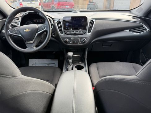 Used 2021 Chevrolet Malibu LT image 10