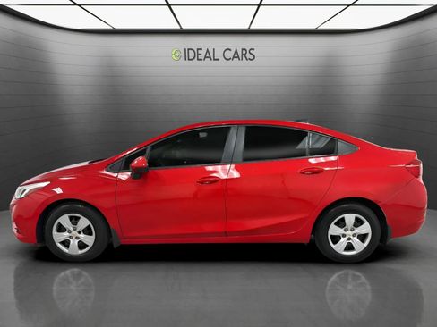 Used 2017 Chevrolet Cruze LS FWD image 8