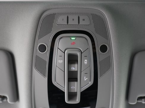 Used 2019 Audi Q5 2.0T Premium Plus w/ Premium Plus Package image 24