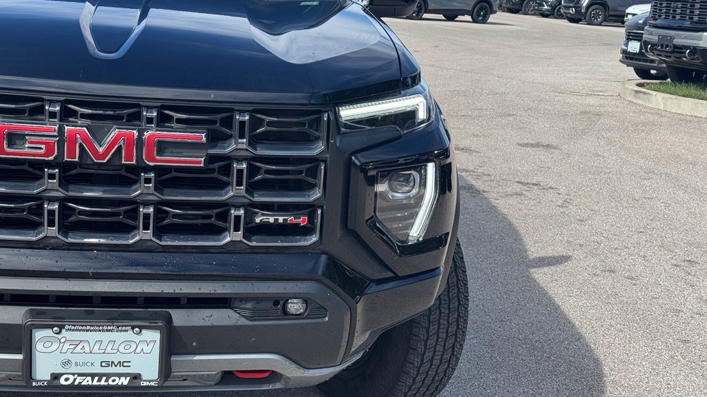 Used 2024 GMC Canyon AT4 w/ Canyon Safety Plus Package AWD/4WD image 7