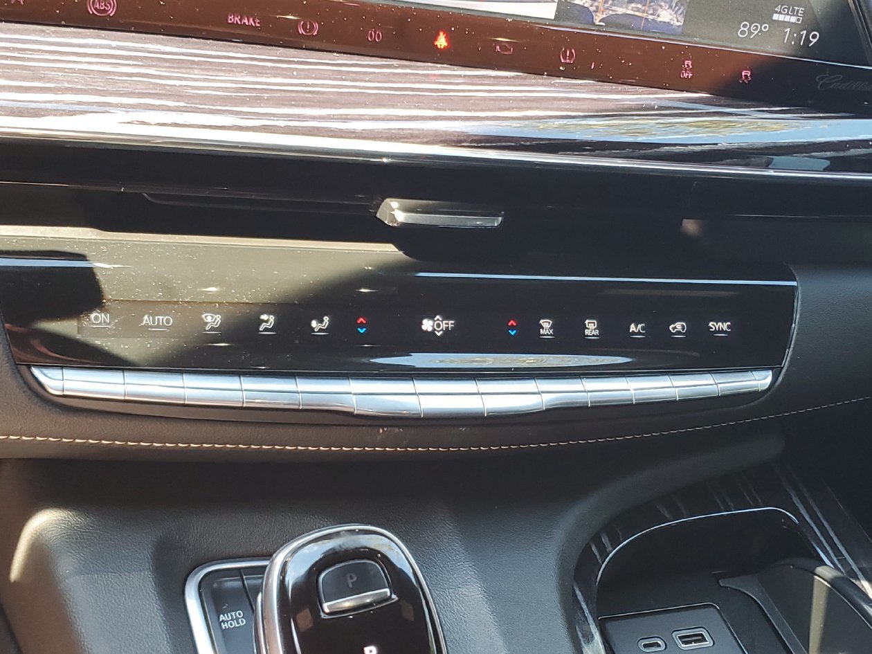 Used 2022 Cadillac Escalade Sport w/ Touring Package AWD/4WD image 22