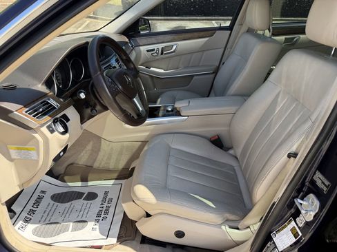 Used 2014 Mercedes-Benz E 350 Sedan image 15