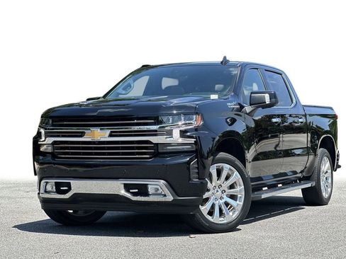 Used 2022 Chevrolet Silverado 1500 High Country w/ Technology Package image 1