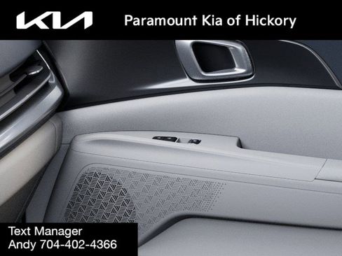 New 2026 Kia Carnival SX w/ SX Dark Edition Package FWD image 25