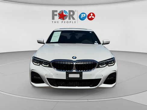 Used 2021 BMW 330i Sedan w/ M Sport Package RWD image 8